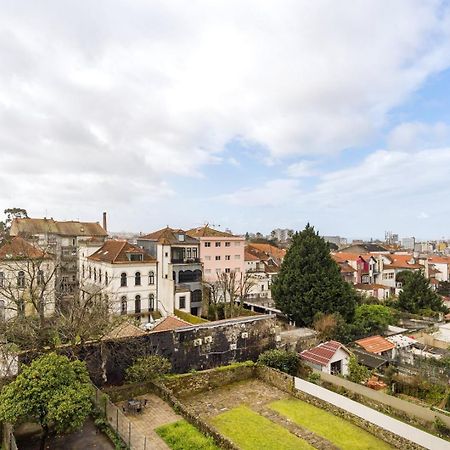 Appartamento Guestready - Urban Oasis With Private Balcony OOporto Esterno foto