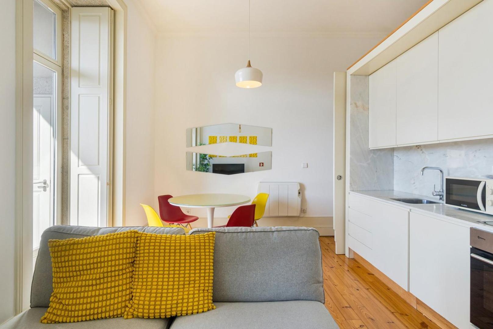 Appartamento Guestready - Urban Oasis With Private Balcony OOporto Esterno foto