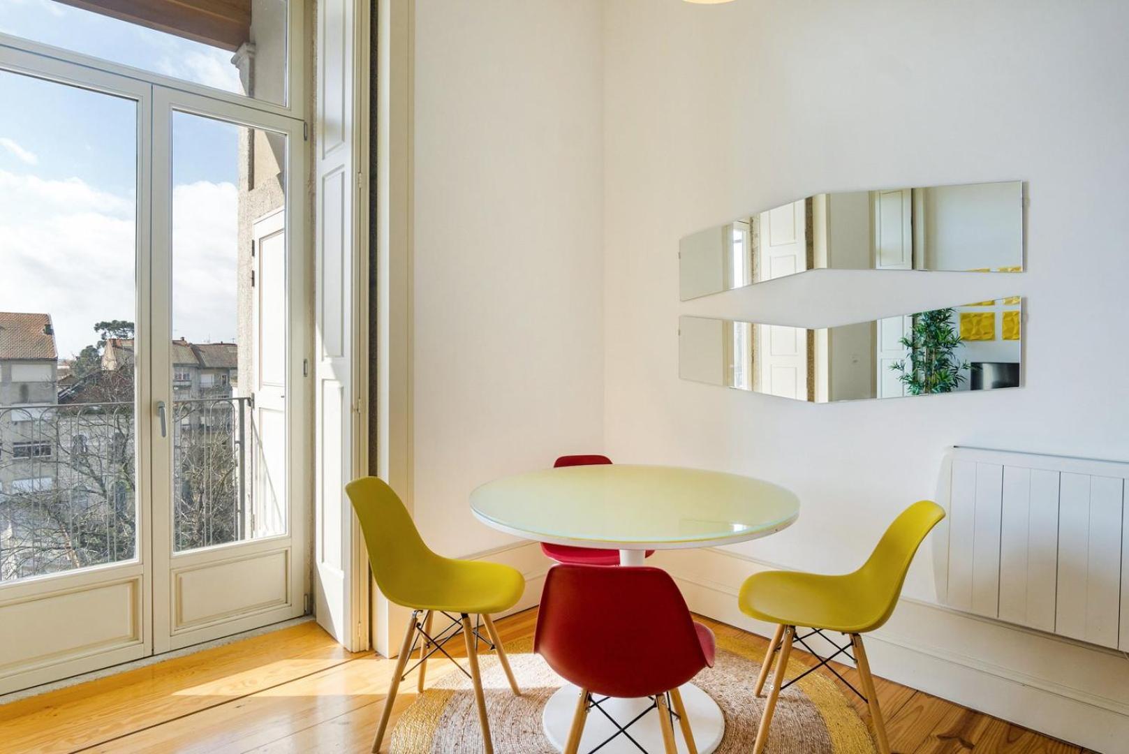 Appartamento Guestready - Urban Oasis With Private Balcony OOporto Esterno foto
